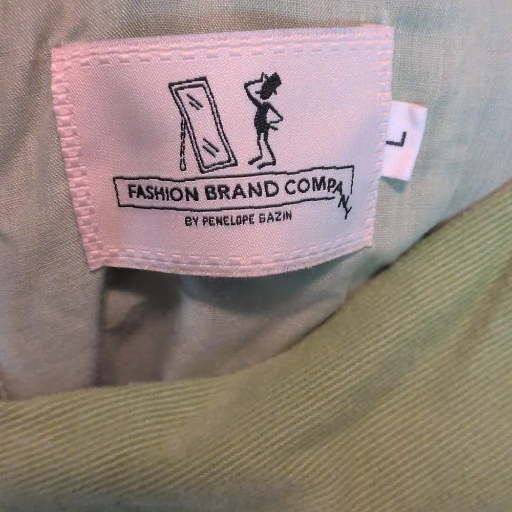 Fashion Brand Virgin Mini In Booger Sz Large - Picture 2 of 5